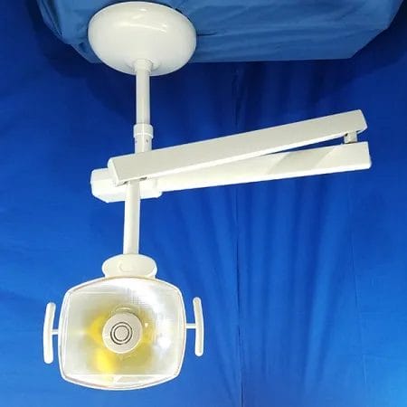 Midmark Knight Model L Ceiling Mounted Dental Light