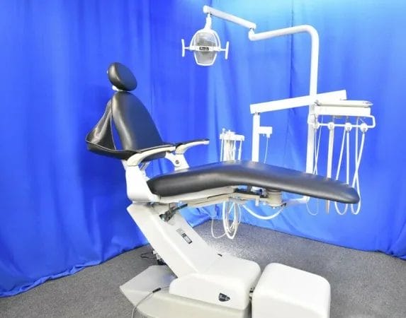 Pelton and Crane SP15 Dental Examination Chair with Delivery,Light & Foot Switch